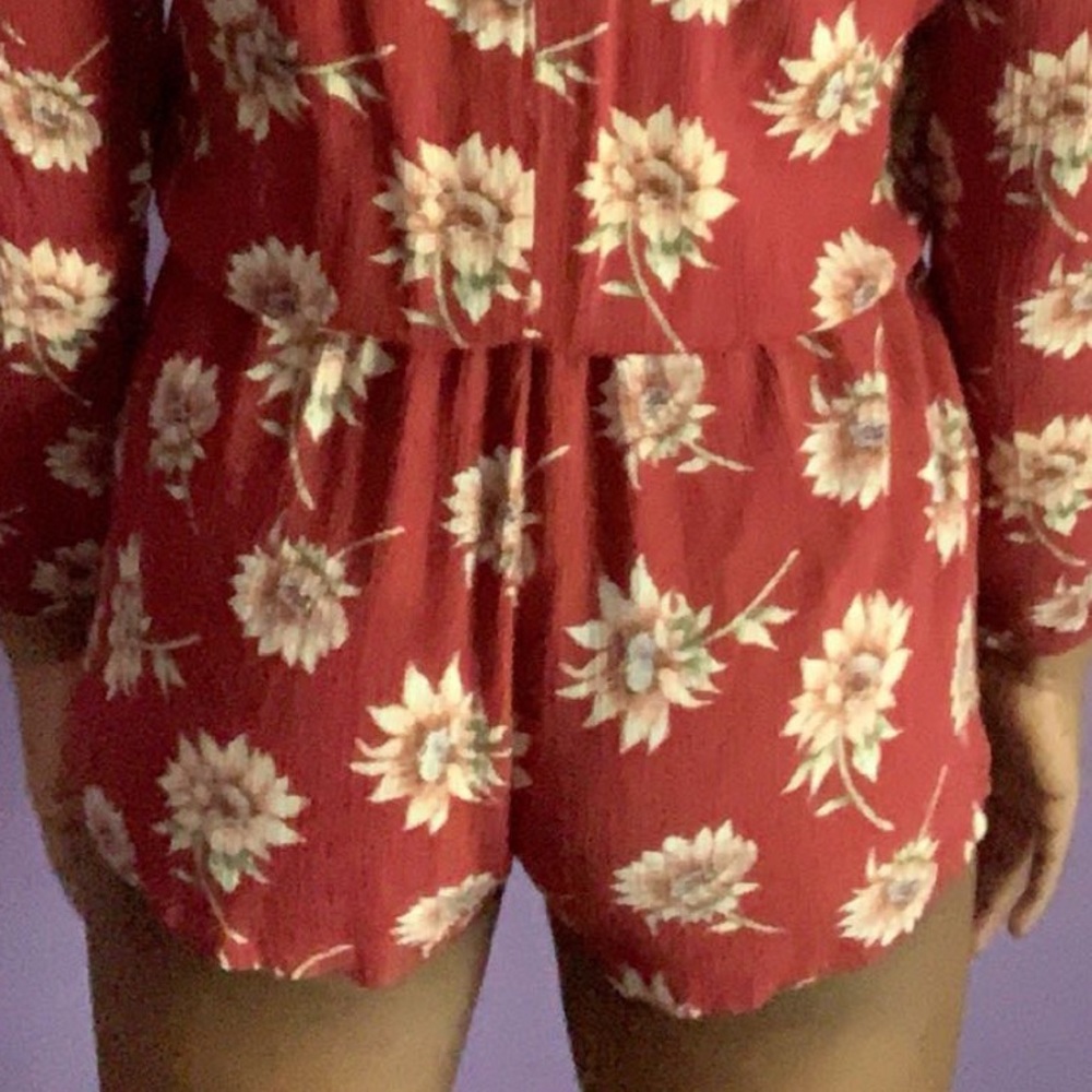 Romper - Picture 6 of 7